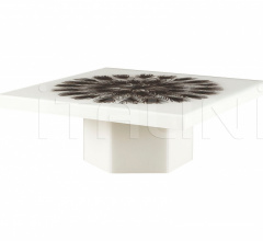 Журнальный столик PEACOCK SQUARE COCKTAIL TABLE Журнальный столик PEACOCK SQUARE COCKTAIL TABLE фабрика Baker