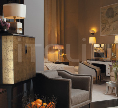 Кровать GRACIE UPHOLSTERED BED Кровать GRACIE UPHOLSTERED BED фабрика Baker