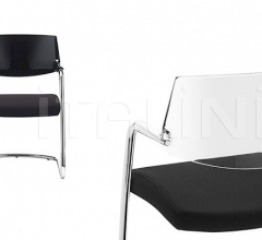 Стул с подлокотниками Pass Visitor chair Стул с подлокотниками Pass Visitor chair фабрика Sitland