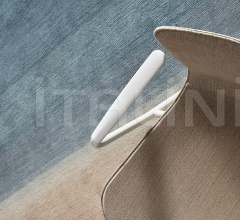 Стул с подлокотниками Milos Elle 4-leg with armrests Стул с подлокотниками Milos Elle 4-leg with armrests фабрика Sitland