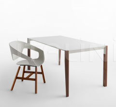 Стул Vad WoodPolypropylene Стул Vad WoodPolypropylene фабрика Casamania