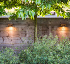 Итальянские Уличные светильники - Настенный светильник LOG фабрика Royal Botania