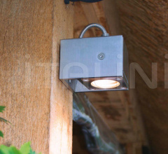 Итальянские Уличные светильники - Настенный светильник Q-BIC фабрика Royal Botania