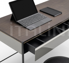 Итальянские Письменные столы - Письменный стол Era Scrittoio фабрика Living Divani