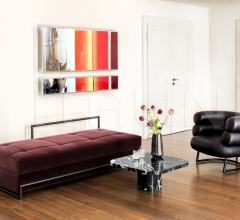 Журнальный столик Bow Coffee Table No. 3 Marble Журнальный столик Bow Coffee Table No. 3 Marble фабрика ClassiCon