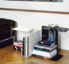Столик Diana A Side Table Столик Diana A Side Table фабрика ClassiCon