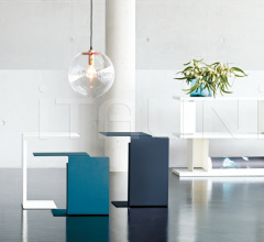 Столик Diana B Side Table Столик Diana B Side Table фабрика ClassiCon