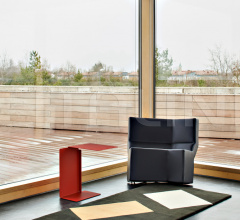 Столик Diana B Side Table Столик Diana B Side Table фабрика ClassiCon