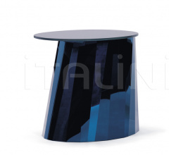 Столик Pli Side Table Low Столик Pli Side Table Low фабрика ClassiCon