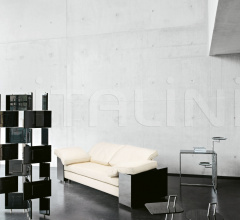 Столик Rivoli Table Столик Rivoli Table фабрика ClassiCon