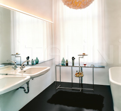 Столик Rivoli Table Столик Rivoli Table фабрика ClassiCon