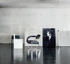 Столик De Stijl Table Столик De Stijl Table фабрика ClassiCon