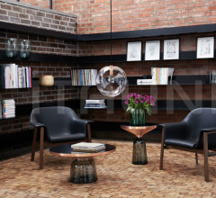 Кресло Sedan Lounge Chair Кресло Sedan Lounge Chair фабрика ClassiCon
