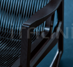 Кресло Euvira Rocking Chair Кресло Euvira Rocking Chair фабрика ClassiCon