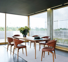 Стул Munich Armchair Стул Munich Armchair фабрика ClassiCon