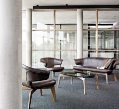 Кресло Munich Lounge Chair Кресло Munich Lounge Chair фабрика ClassiCon