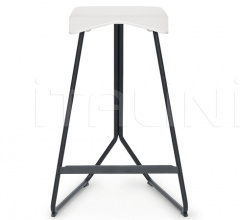 Барный стул Triton Counter Stool Барный стул Triton Counter Stool фабрика ClassiCon