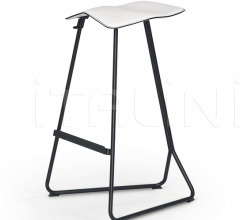 Барный стул Triton Bar Stool Барный стул Triton Bar Stool фабрика ClassiCon