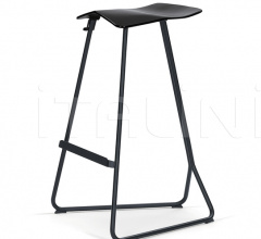 Барный стул Triton Bar Stool Барный стул Triton Bar Stool фабрика ClassiCon