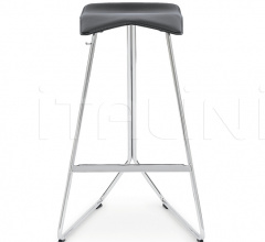 Барный стул Triton Bar Stool Барный стул Triton Bar Stool фабрика ClassiCon