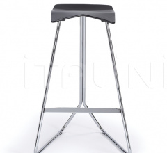 Барный стул Triton Bar Stool Барный стул Triton Bar Stool фабрика ClassiCon