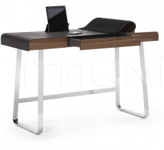 Письменный стол Pegasus Home Desk Письменный стол Pegasus Home Desk фабрика ClassiCon