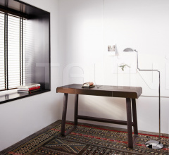 Письменный стол Pegasus Home Desk Письменный стол Pegasus Home Desk фабрика ClassiCon