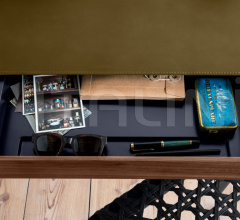 Письменный стол Pegasus Home Desk Письменный стол Pegasus Home Desk фабрика ClassiCon