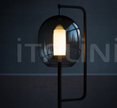 Напольный светильник Lantern Light Floor Lamp Medium Напольный светильник Lantern Light Floor Lamp Medium фабрика ClassiCon