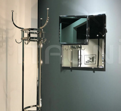 Настенное зеркало Castellar Mirror Настенное зеркало Castellar Mirror фабрика ClassiCon