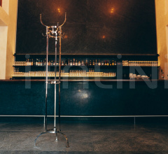 Вешалка Nymphenburg Coat Stand Вешалка Nymphenburg Coat Stand фабрика ClassiCon