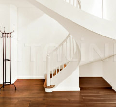 Вешалка Nymphenburg Coat Stand Вешалка Nymphenburg Coat Stand фабрика ClassiCon