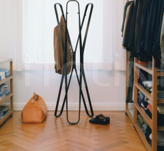 Вешалка Saturn Coat Stand Вешалка Saturn Coat Stand фабрика ClassiCon