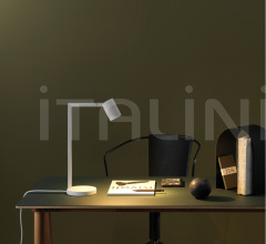 Итальянские Настольные светильники - Настольный светильник Ascoli Desk Итальянские Настольные светильники - Настольный светильник Ascoli Desk фабрика Astro Lighting