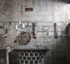 Консоль HONEYCOMB CONSOLE TABLE Консоль HONEYCOMB CONSOLE TABLE фабрика Porta Romana