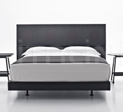 Столик RECIPIO LXC3 фабрика Maxalto (B&B Italia)