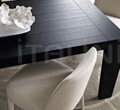 Стол обеденный OMERO 2912 фабрика Maxalto (B&B Italia)