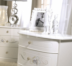 Итальянские Спальни - Тумбочка signac фабрика Bernazzoli