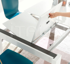 Итальянские Столы обеденные - Стол обеденный ET 20 фабрика Hulsta