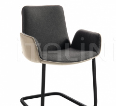 Стул с подлокотниками S 700-4 Стул с подлокотниками S 700-4 фабрика Hulsta