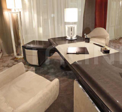 Итальянские Настольные светильники - Настольный светильник TRILOGY L51 Итальянские Настольные светильники - Настольный светильник TRILOGY L51 фабрика Redeco