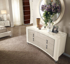 Итальянские Спальни - Комод MONTENAPOLEONE 1028 фабрика Redeco
