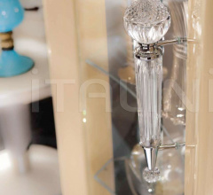 Витрина MONTENAPOLEONE 1046 фабрика Redeco