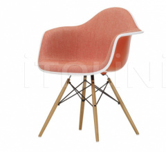 Стул с подлокотниками Eames Plastic Armchair DAW Стул с подлокотниками Eames Plastic Armchair DAW фабрика Vitra