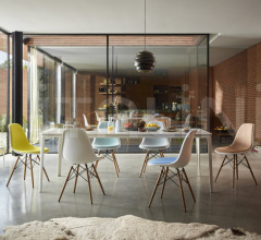 Стул Eames Fiberglass Side Chair DSW Стул Eames Fiberglass Side Chair DSW фабрика Vitra