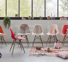Стул Eames Fiberglass Side Chair DSW Стул Eames Fiberglass Side Chair DSW фабрика Vitra