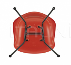 Стул Eames Fiberglass Armchair DAX Стул Eames Fiberglass Armchair DAX фабрика Vitra
