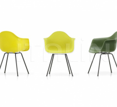 Стул Eames Fiberglass Armchair DAX Стул Eames Fiberglass Armchair DAX фабрика Vitra