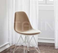 Стул Eames Plastic Side Chair DSR Стул Eames Plastic Side Chair DSR фабрика Vitra