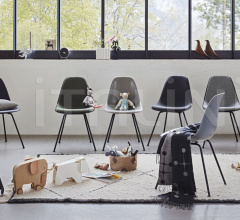 Стул Eames Fiberglass Side Chair DSX Стул Eames Fiberglass Side Chair DSX фабрика Vitra